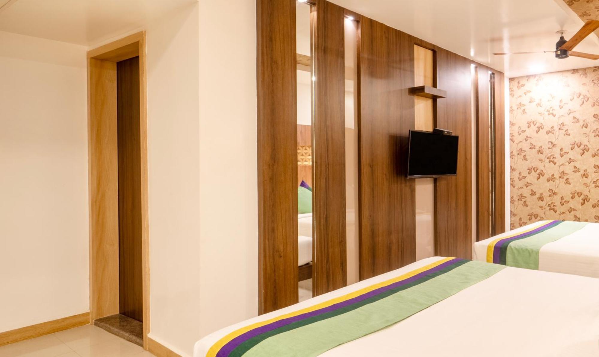 Treebo Golden Swan Pammal Chennai Exterior foto