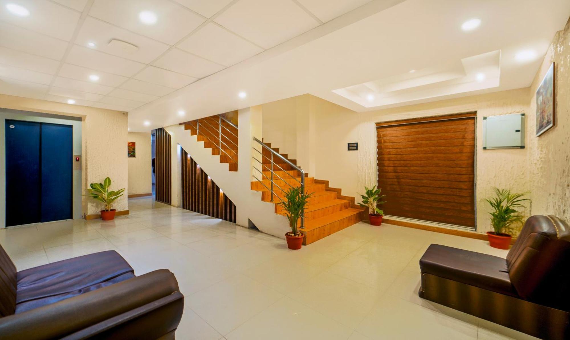 Treebo Golden Swan Pammal Chennai Exterior foto